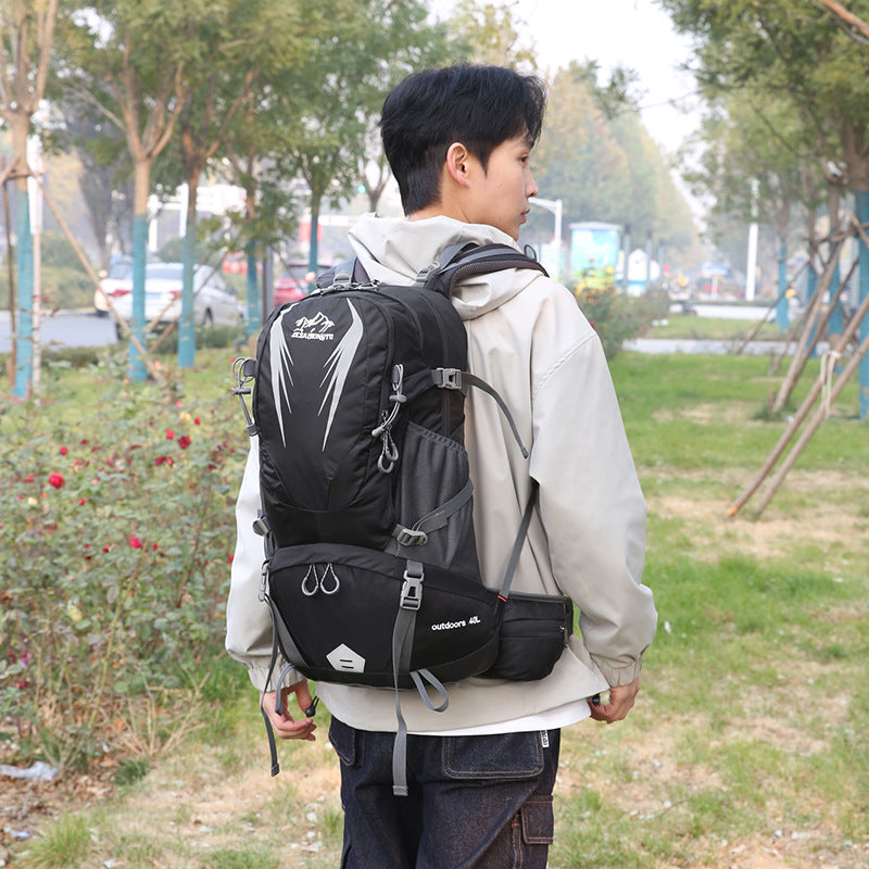 Outdoor Multifunctional Hiking Backpack For Men And Women
